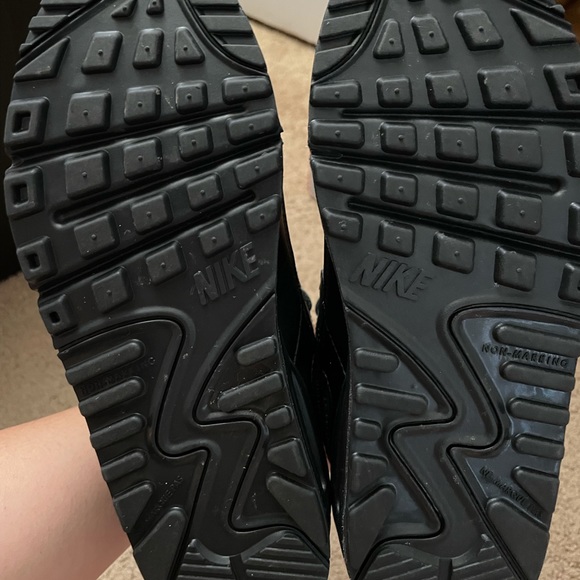 WORN ONCE: Black Nike Air Max 90 - Picture 4 of 5